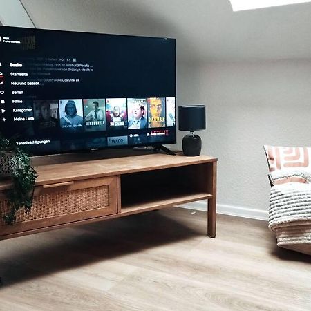 Stylische Altstadtwohnung - Netflix - Smart Tv - Schlafsofa Fur 3 Personen エアフルト エクステリア 写真